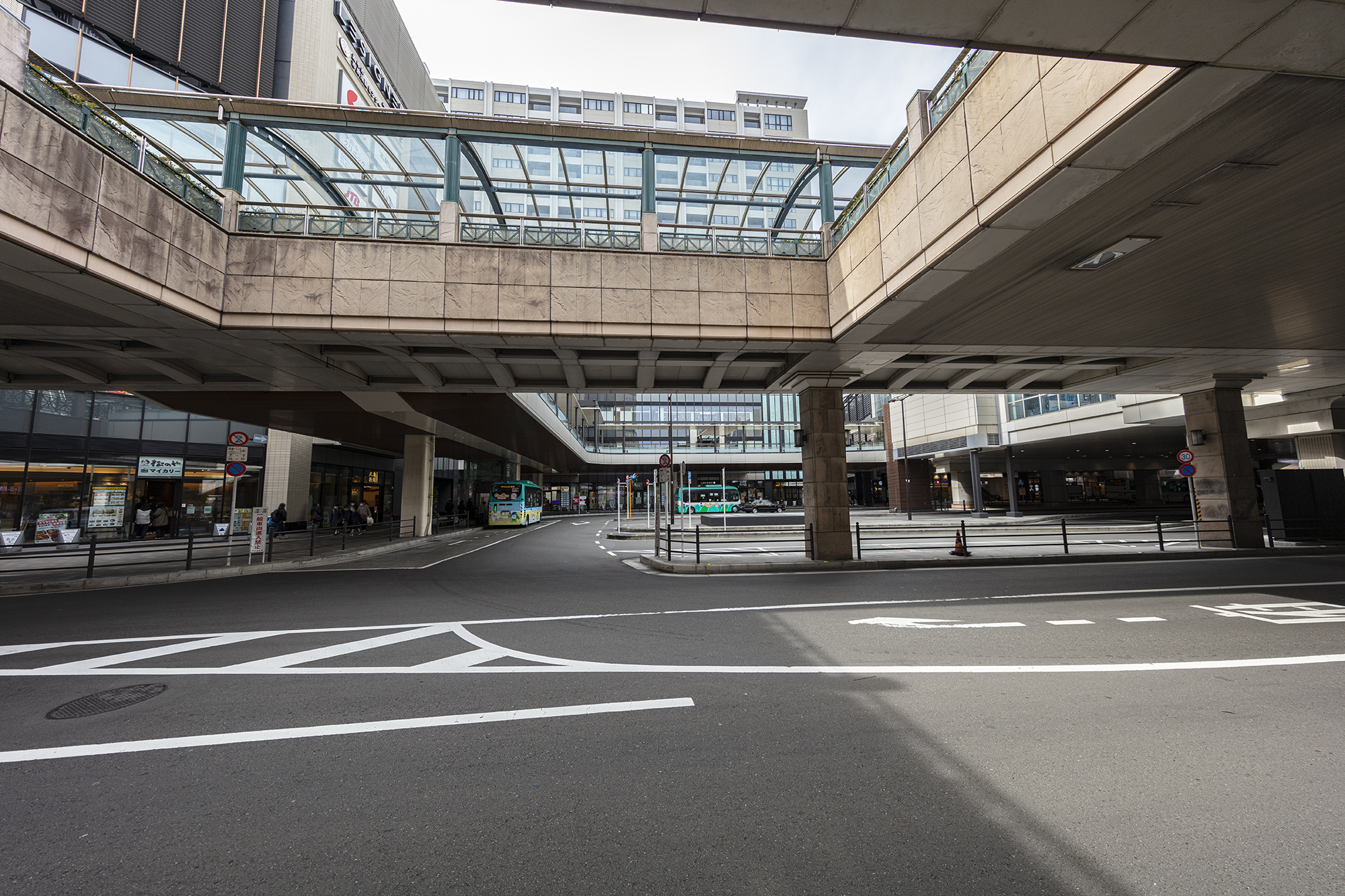府中駅の外観